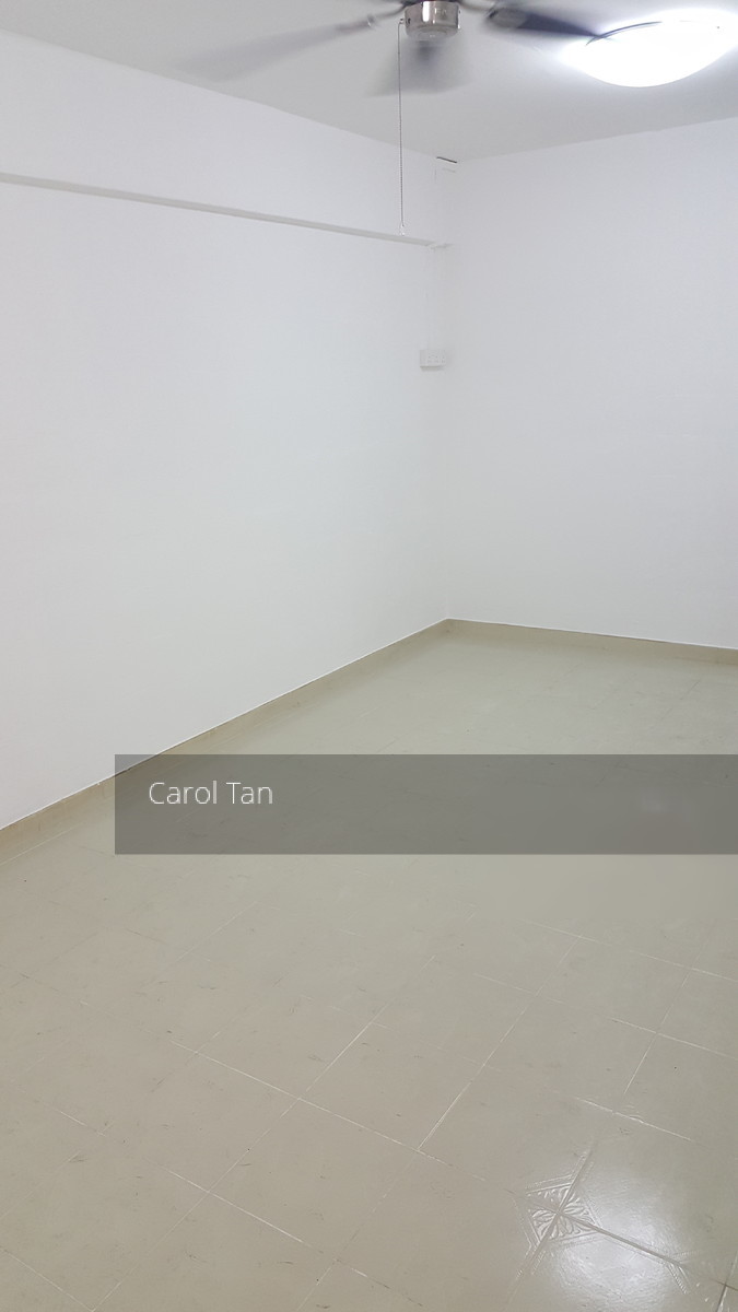 Hougang Avenue 7 thumbnail photo
